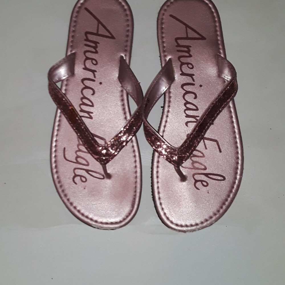American eagle flip flops